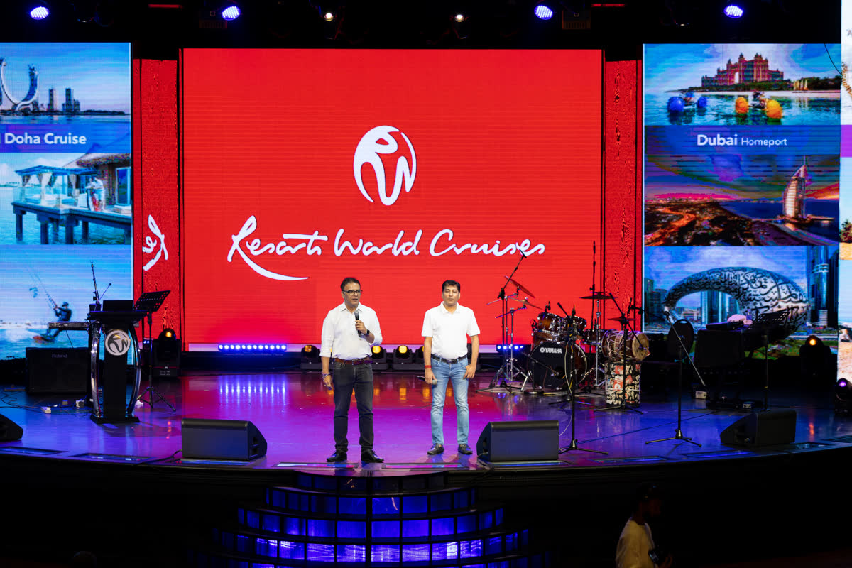 Travel partner event on the inaugural sailing
